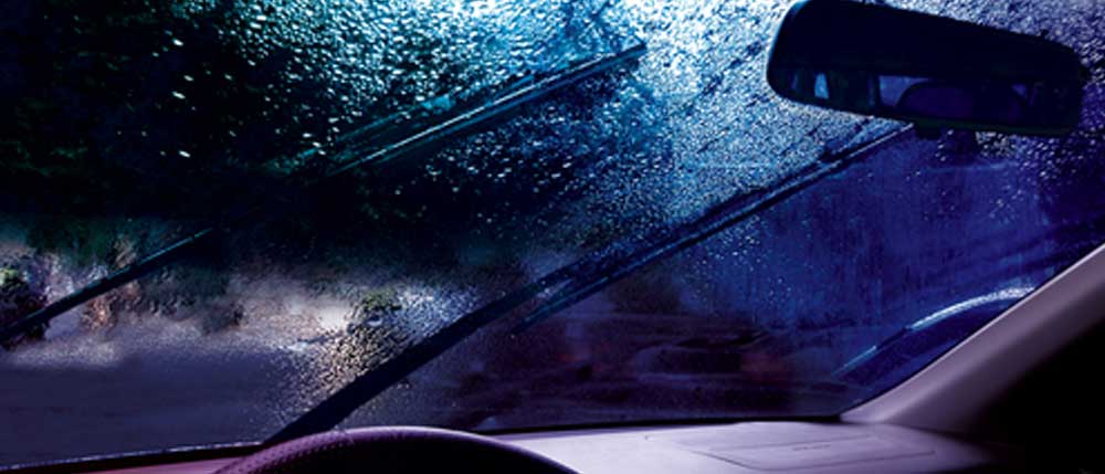 When Should I Replace the Windshield Wipers on My Car?